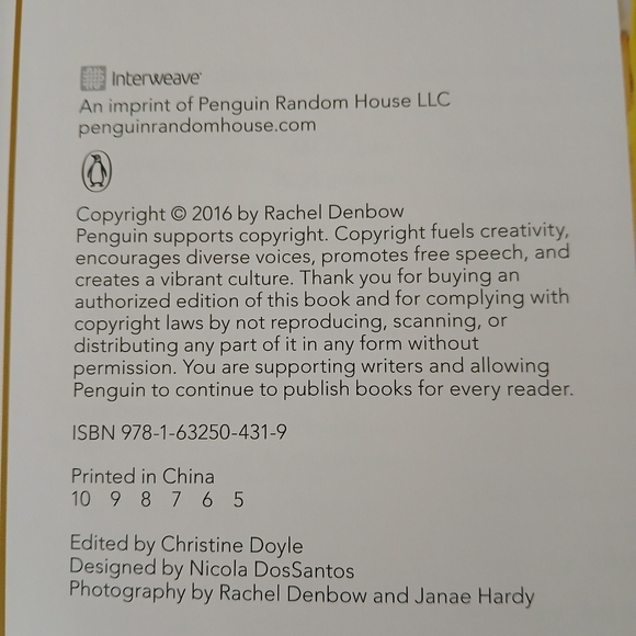 DIY Woven Art: Inspiration and Instruction for Handmade Wall Hangings Paperback - Picture 10 of 13